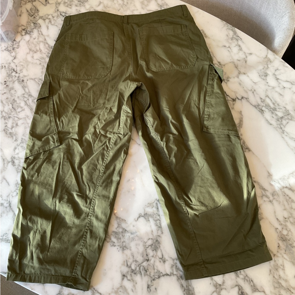EUC Madewell Barrel-Leg Utility Pant in Garment-Dyed Twill Army Green Sz 18 TORN - Picture 5 of 9